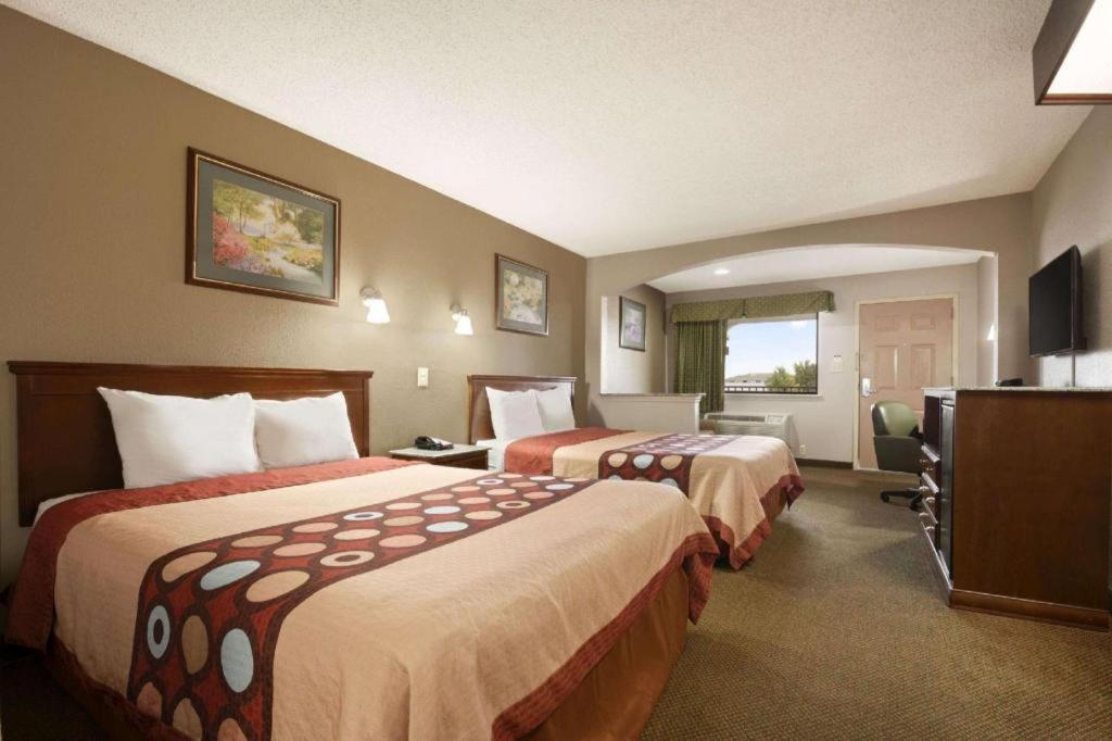 Super 8 By Wyndham Baton Rouge/I-12 Otel Dış mekan fotoğraf