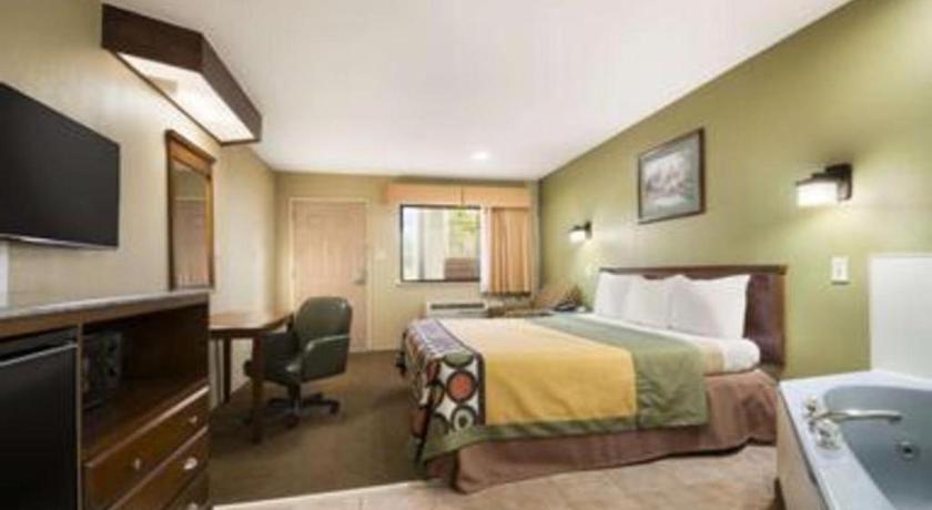 Super 8 By Wyndham Baton Rouge/I-12 Otel Dış mekan fotoğraf